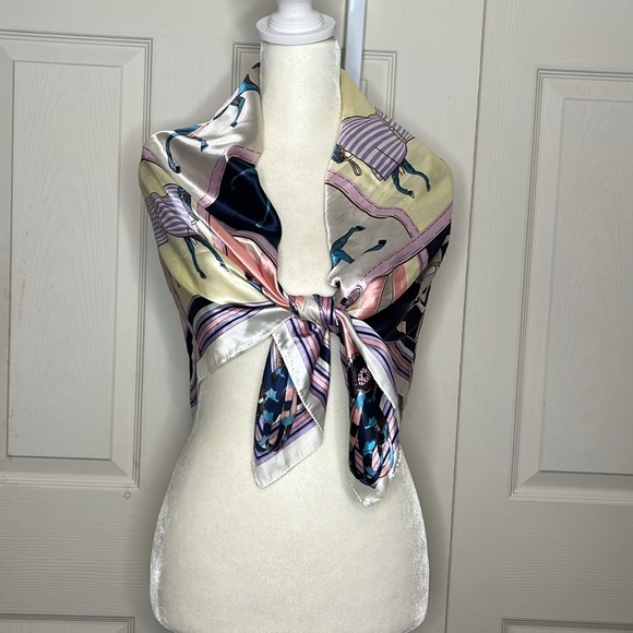 Western Style Horses Silk feel Scarf - Picture 6 of 10